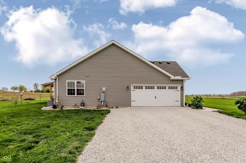 Photo of 11647 N Us Highway 231, Roachdale, IN
