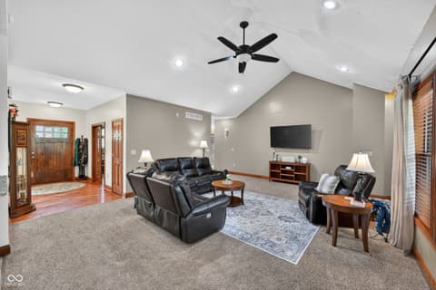 Photo of 4956 S County Road 230 W, Greensburg, IN