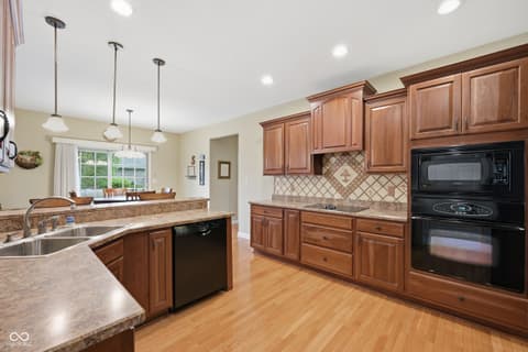Photo of 1103 Raintree Drive, Greenfield, IN
