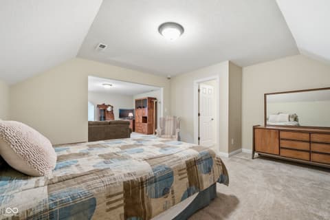 Photo of 1103 Raintree Drive, Greenfield, IN