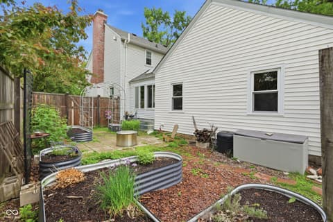 Photo of 335 W Westfield Boulevard, Indianapolis, IN