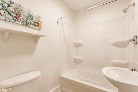 Photo of 525 Orange Street, Indianapolis, IN