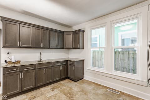 Photo of 525 Orange Street, Indianapolis, IN