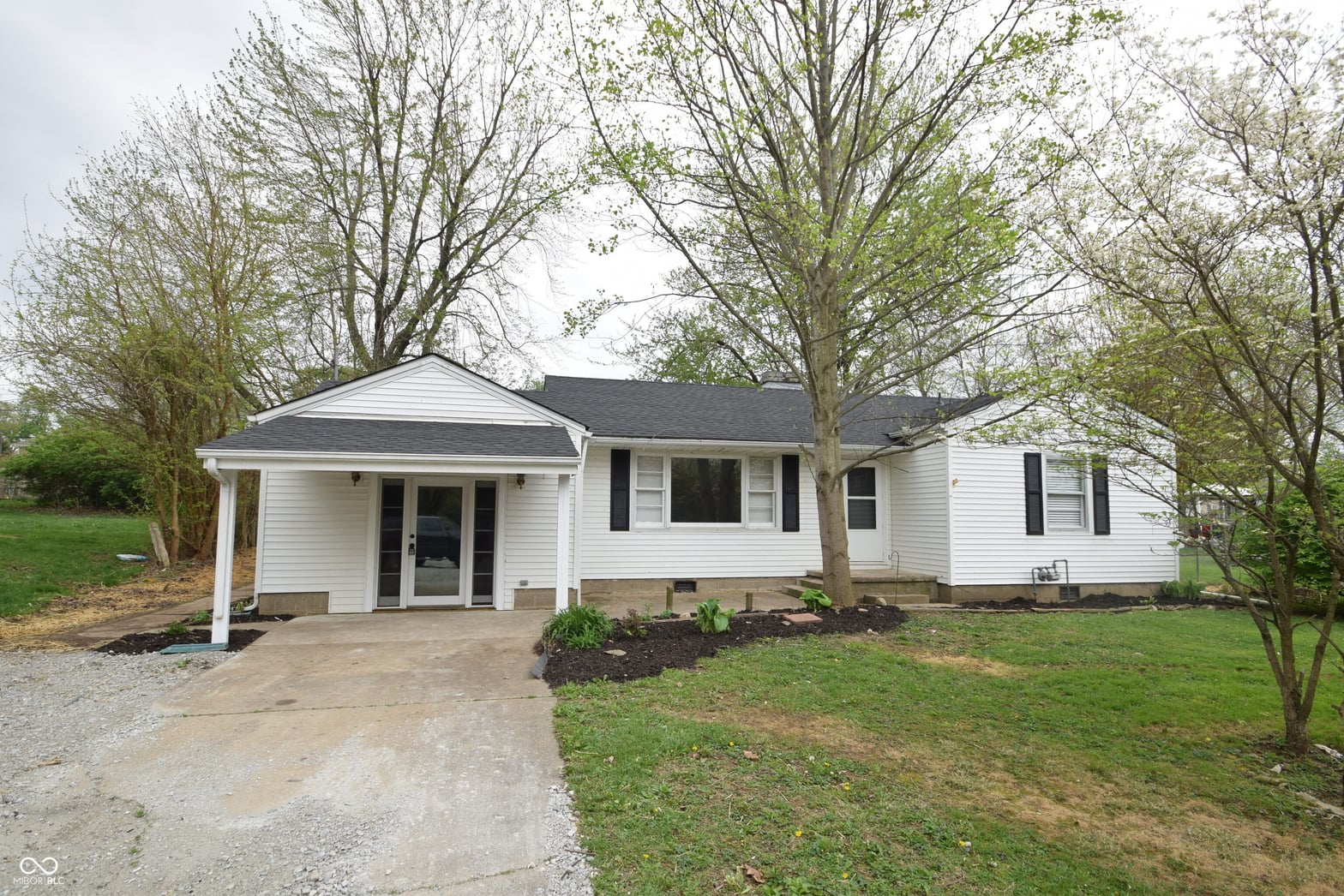 Photo of 1803 Hillcrest Drive, Crawfordsville, IN