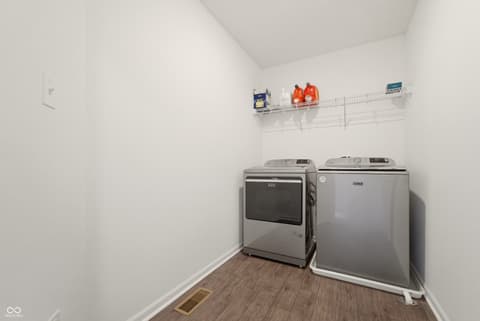 Photo of 17823 Creekview Court, Lowell, IN