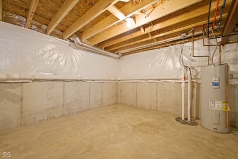 Photo of 17823 Creekview Court, Lowell, IN