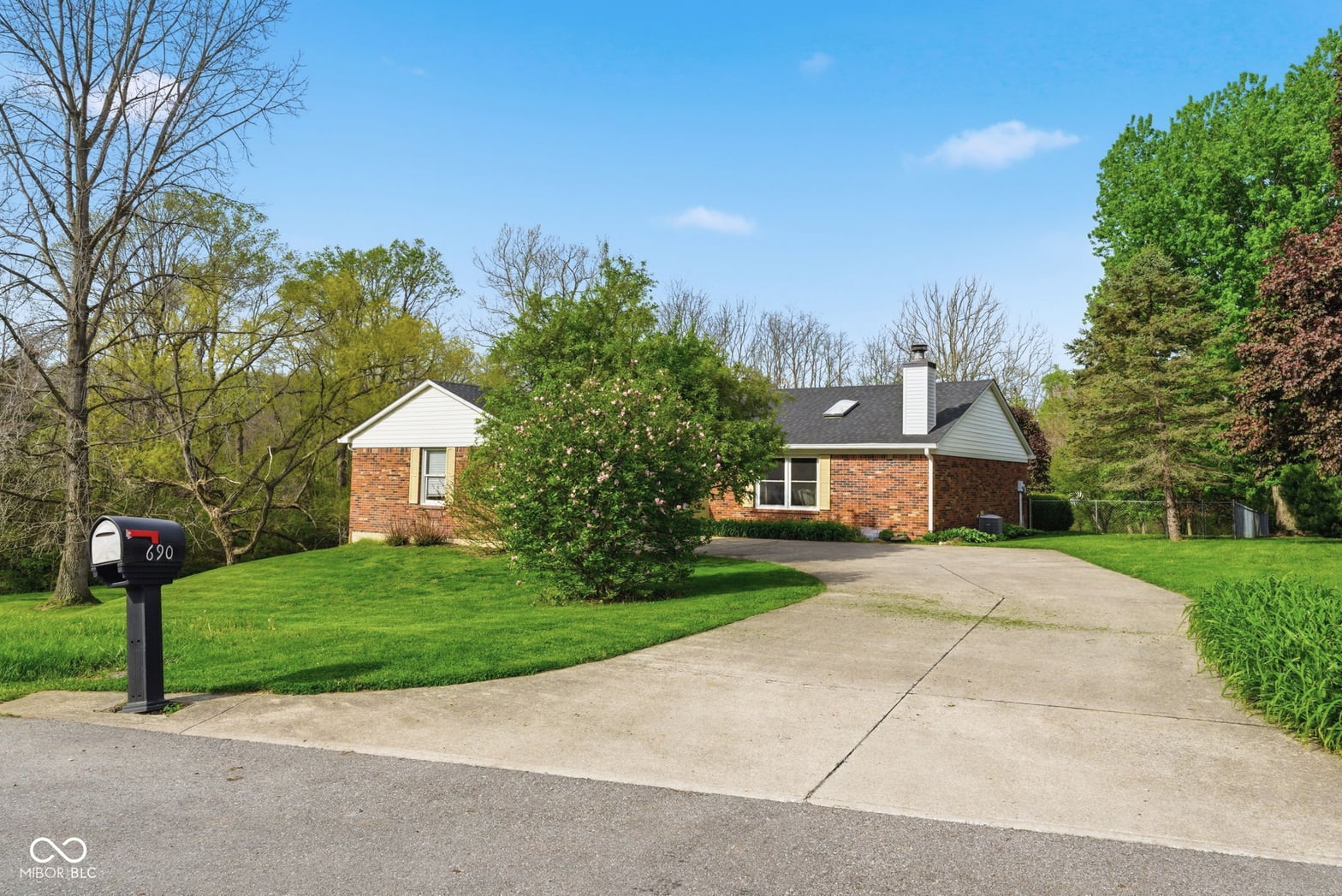 Photo of 690 Kirkwood Drive, Greencastle, IN