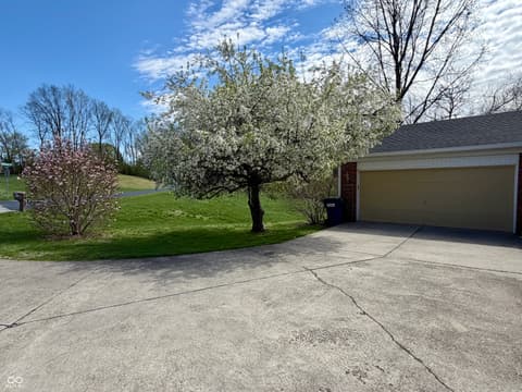 Photo of 690 Kirkwood Drive, Greencastle, IN
