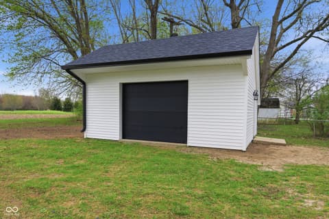 Photo of 414 S 1st Street, Lewisville, IN