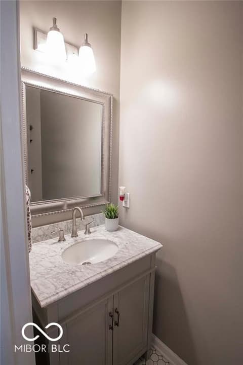 Photo of 8805 Providence Drive, Fishers, IN