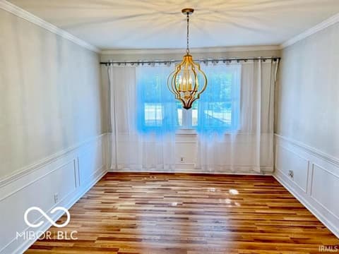 Dining room at 3505 W Pettigrew Drive, Muncie, IN