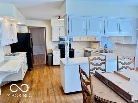 Kitchen at 3505 W Pettigrew Drive, Muncie, IN