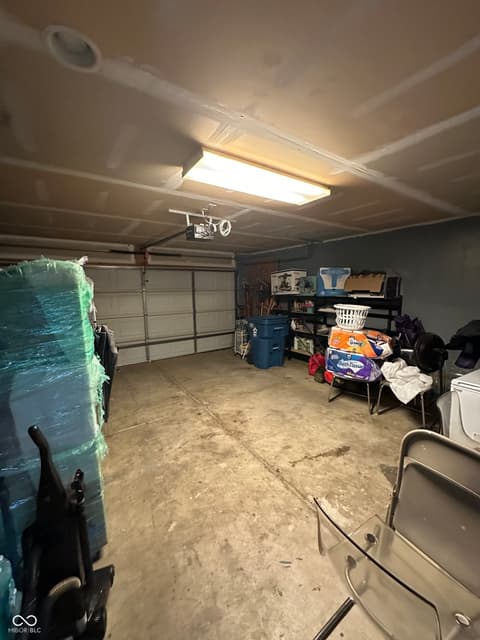 Photo of 910 Angus Way, Indianapolis, IN