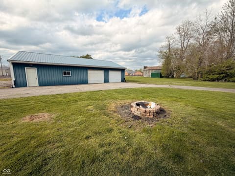 Photo of 7090 W Washington Street, Holton, IN