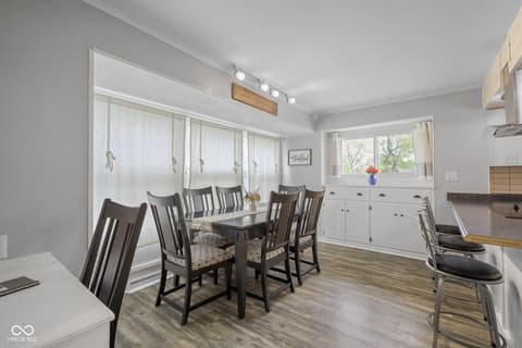 Photo of 108 Lincoln Street, Edinburgh, IN