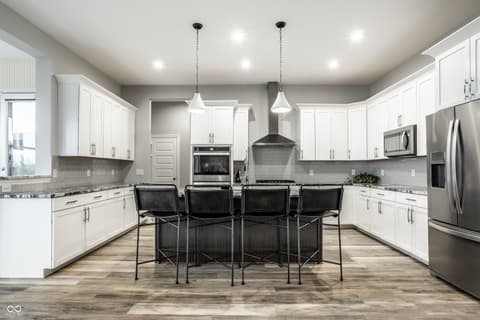 Photo of 11165 Glen Avon Way, Zionsville, IN
