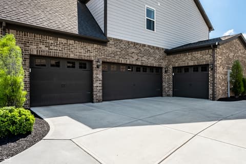 Photo of 11165 Glen Avon Way, Zionsville, IN
