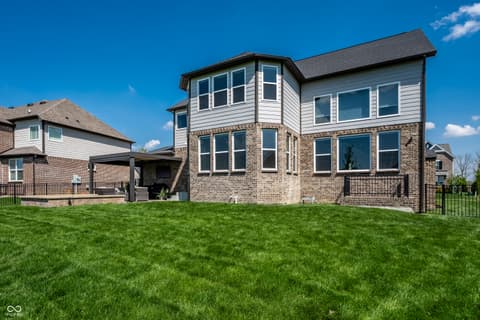 Photo of 11165 Glen Avon Way, Zionsville, IN