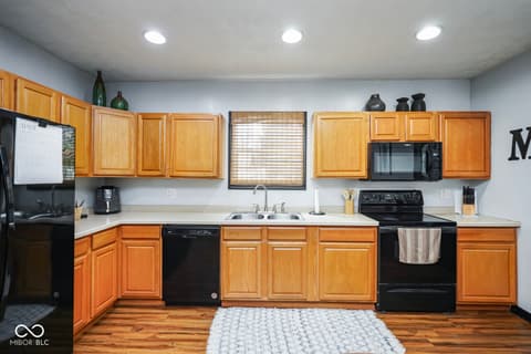 Photo of 209 N Plum Street, Fairland, IN