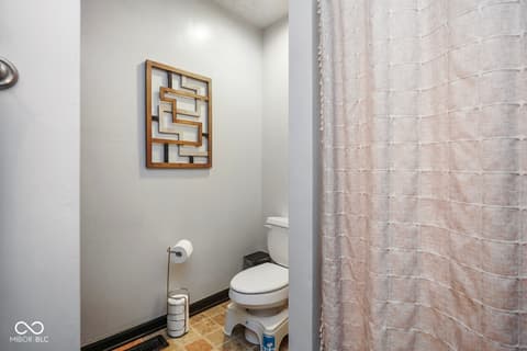 Photo of 209 N Plum Street, Fairland, IN