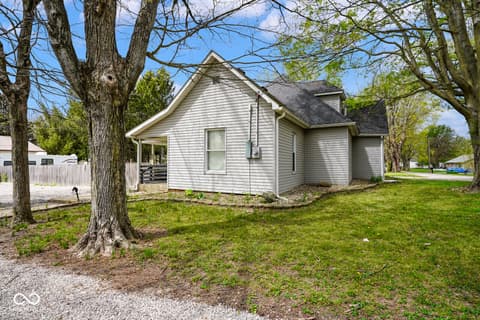 Photo of 209 N Plum Street, Fairland, IN