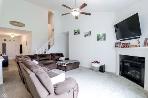 Photo of 962 Terra Lane, Franklin, IN