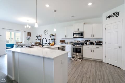 Photo of 962 Terra Lane, Franklin, IN