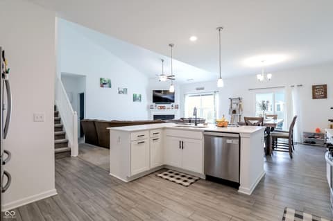 Photo of 962 Terra Lane, Franklin, IN