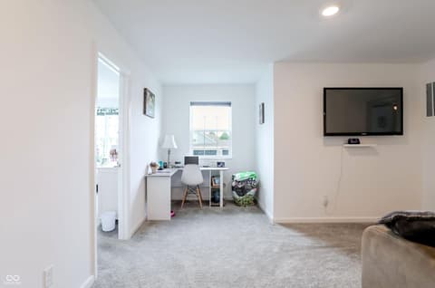 Photo of 962 Terra Lane, Franklin, IN