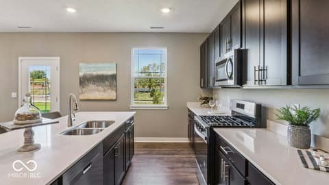 Photo of 930 Angilee Way, Lebanon, IN