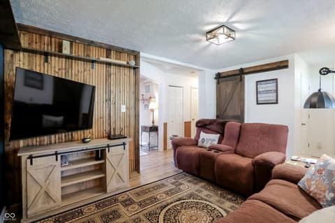 Photo of 12222 Sycamore Drive, Indianapolis, IN