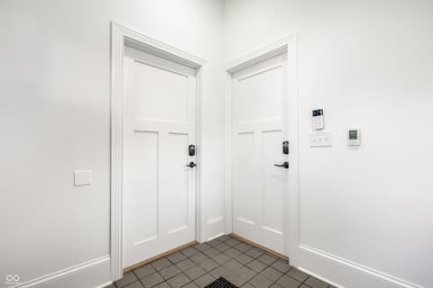 Photo of 1034 N Tacoma Avenue, Indianapolis, IN