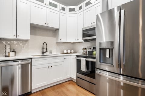 Photo of 1034 N Tacoma Avenue, Indianapolis, IN