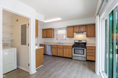 Photo of 7726 Orchard Village Drive, Indianapolis, IN