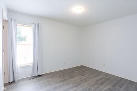 Photo of 7726 Orchard Village Drive, Indianapolis, IN