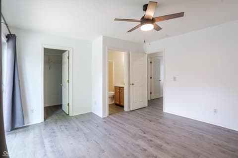 Photo of 7726 Orchard Village Drive, Indianapolis, IN