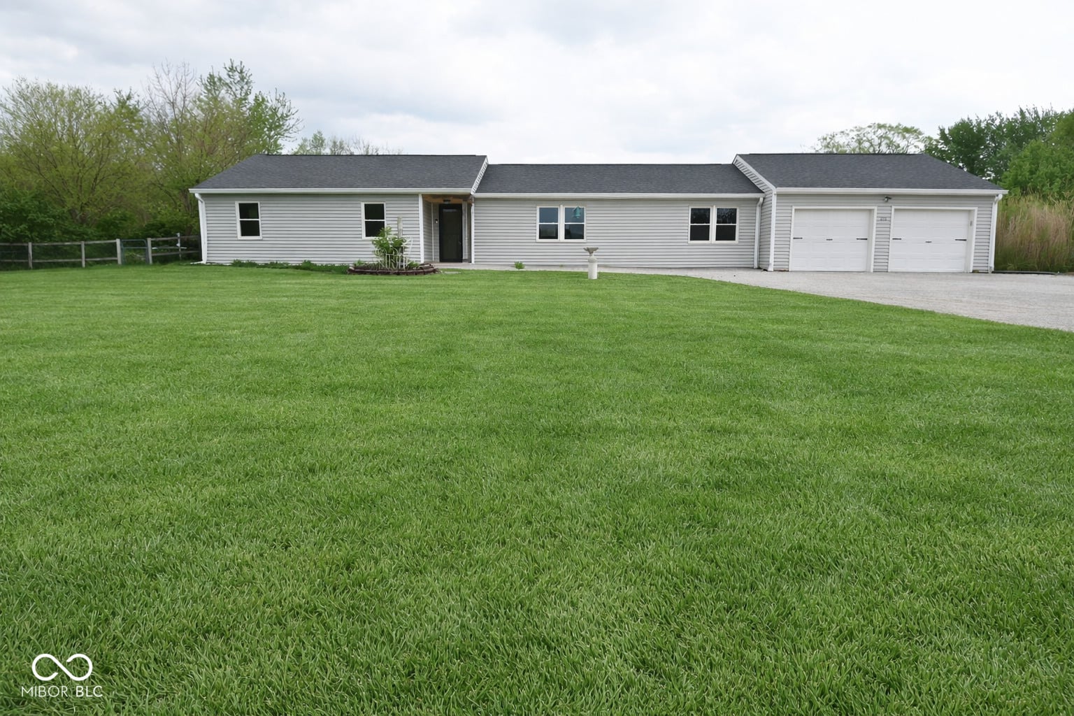 Photo of 3575 N County Road 400 E, Danville, IN