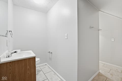 Photo of 1629 Hoefgen Street, Indianapolis, IN