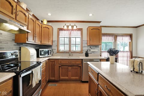 Photo of 1638 Library Boulevard, Greenwood, IN