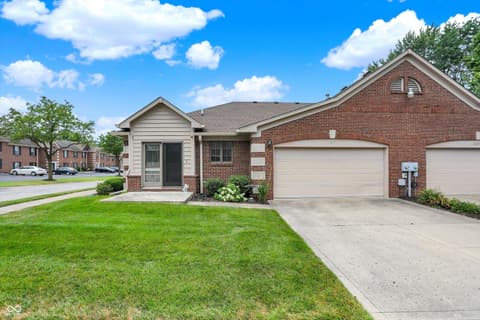 Photo of 1638 Library Boulevard, Greenwood, IN