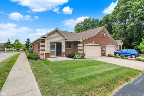 Photo of 1638 Library Boulevard, Greenwood, IN
