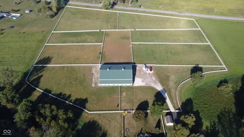 Photo of 121000 Native Trail, Yorktown, IN
