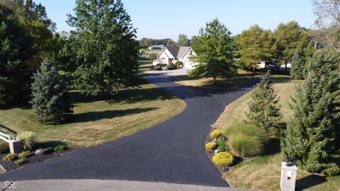 Photo of 121000 Native Trail, Yorktown, IN