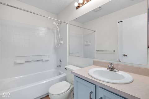 Photo of 6658 Aintree Court, Indianapolis, IN