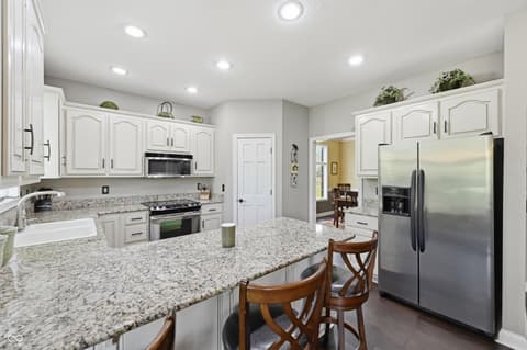Photo of 6408 Bentworth Way, Indianapolis, IN