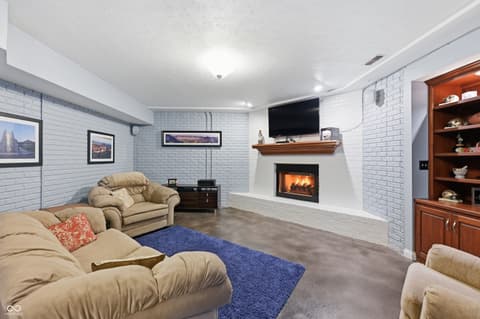 Photo of 6408 Bentworth Way, Indianapolis, IN