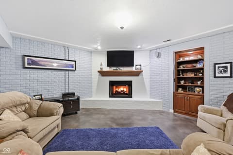 Photo of 6408 Bentworth Way, Indianapolis, IN