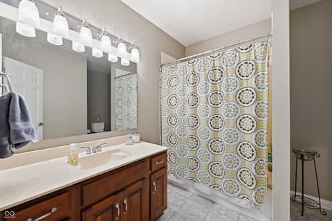 Photo of 6408 Bentworth Way, Indianapolis, IN