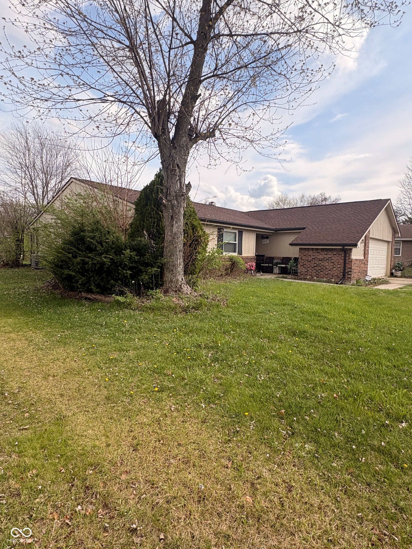 Front exterior at 7385 Blue Creek W Drive, Indianapolis, IN