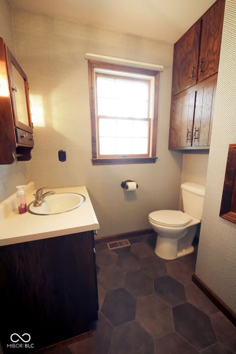 Bathroom at 1221 S Poplar Street, Seymour, IN